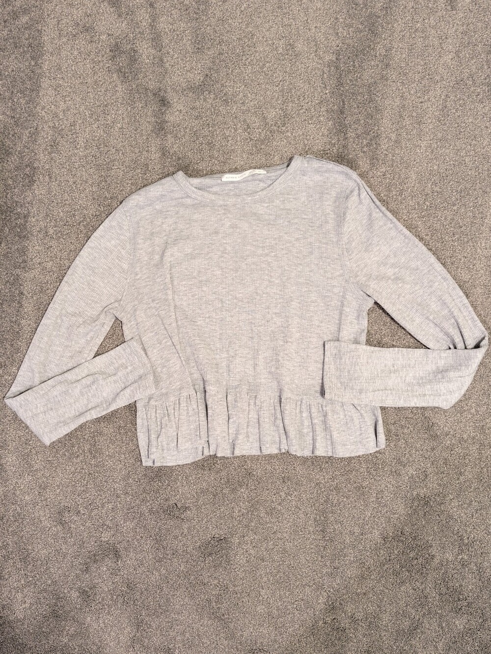 Altar'd State Gray Ruffle-Hem Cropped Long Sleeve Top